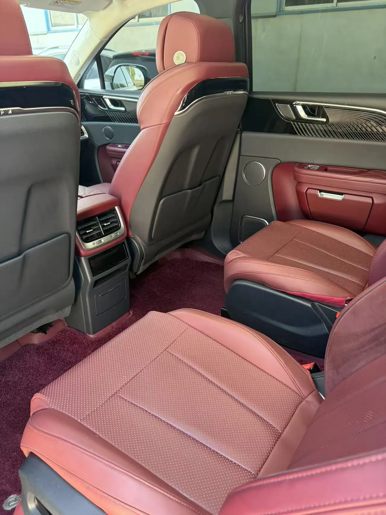 HongQi 2021 E-HS9 Flag Enjoy 6-seat Automatic Gear 5