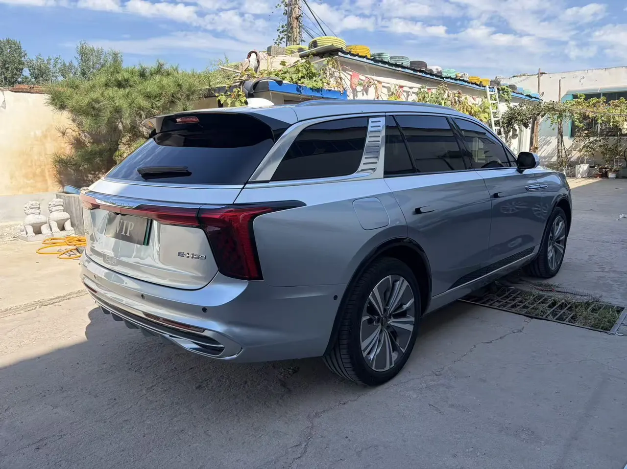 HongQi 2021 E-HS9 Flag Enjoy 6-seat Automatic Gear 9