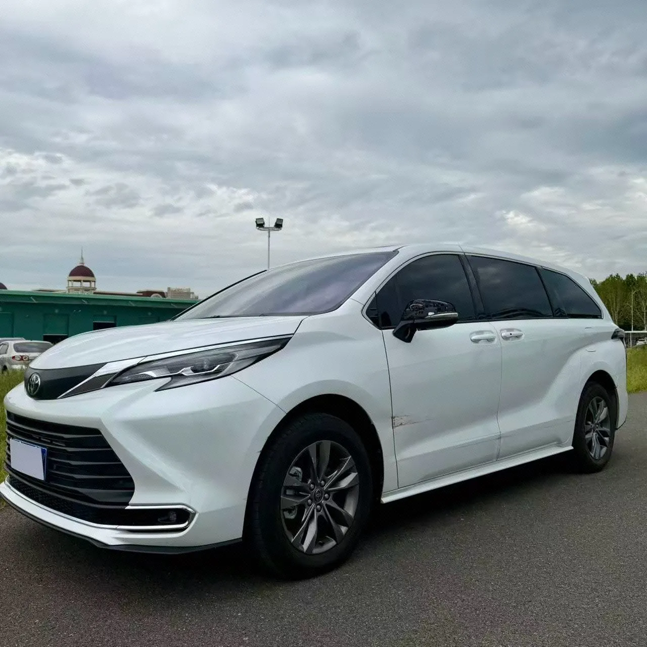 Toyota 2026 Sana 2.5 Stepless Two-Drive Comfort Edition Automatic Transmission - View 1