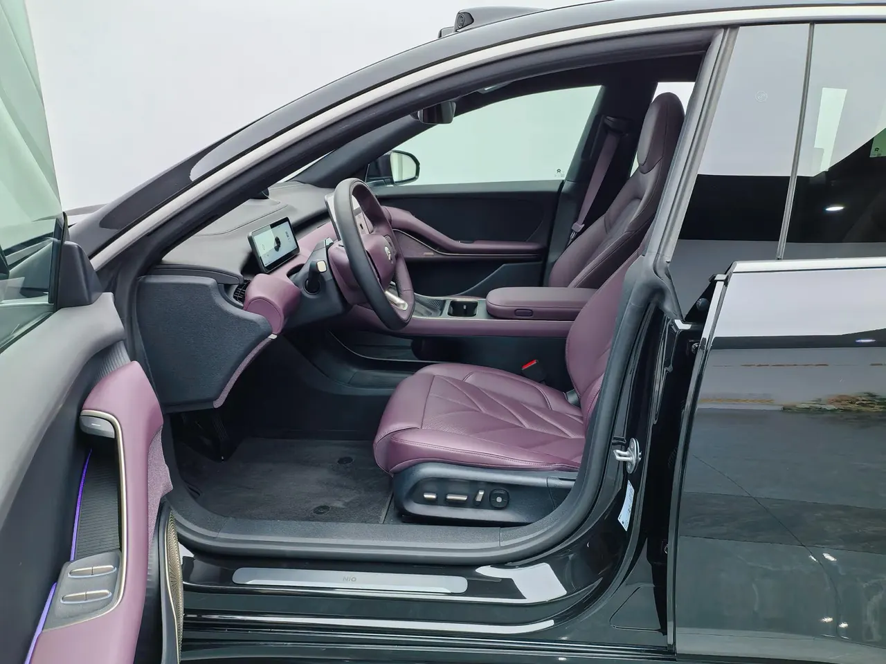NIO 2025 ET5T 75kWh Touring automatic 6