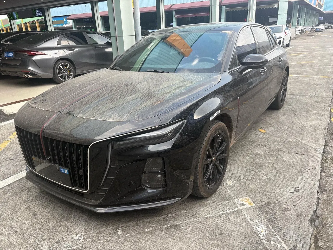 HongQi 2025 H5 2.0T Xuan Ying Edition Automatic Gear - View 1