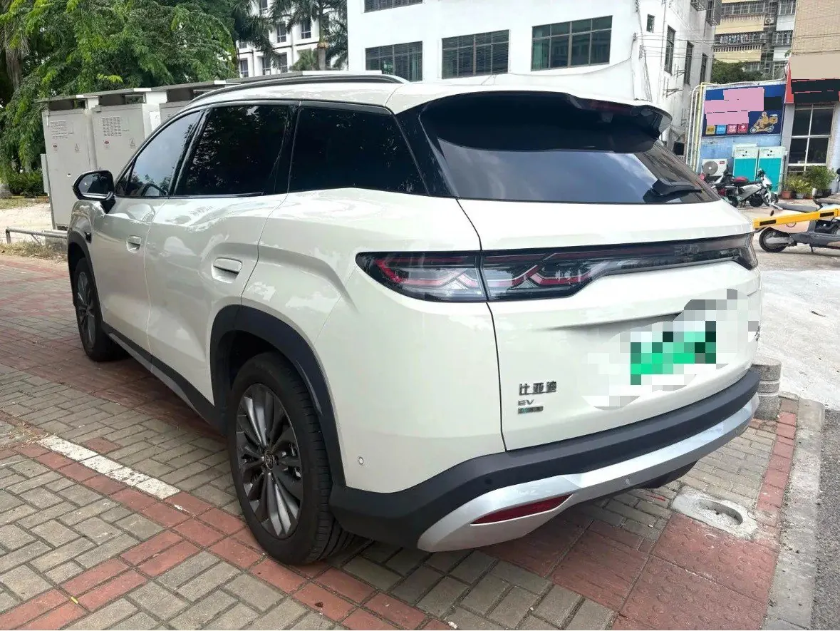 BYD 2026 Song Ultra EV 710KM Exceed Automatic Transmission 6