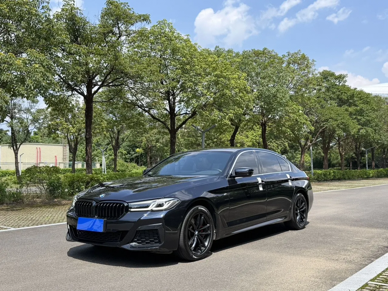 BMW 5 Series 2022 525Li 2.0T M Sports Suit (Modified) Automatic Gear - View 1
