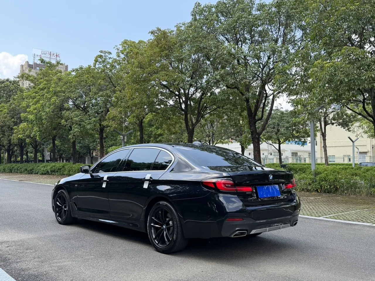 BMW 5 Series 2022 525Li 2.0T M Sports Suit (Modified) Automatic Gear 7