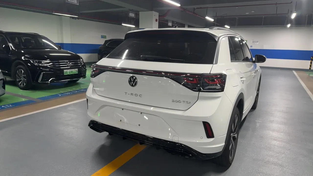 Volkswagen 2025 Tange 1.5TSI 300TSI Two-Drive Chen Guang Edition Automatic Gear 5