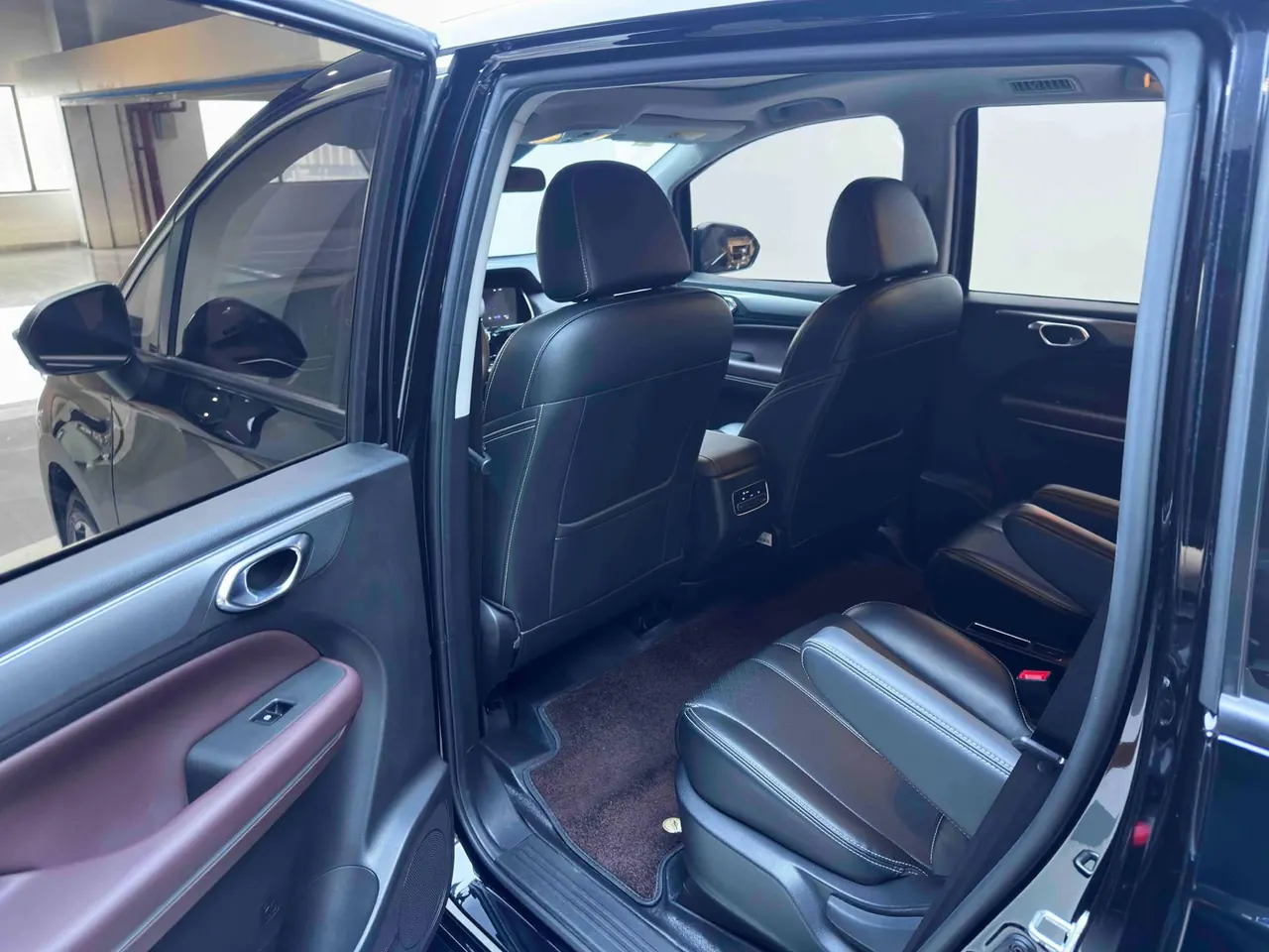 Chuanqi 2021 M6 1.5T 270T Premium Edition 7-seat Automatic Gear 8