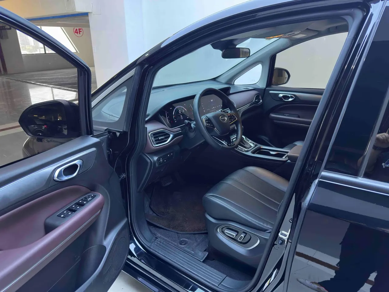 Chuanqi 2021 M6 1.5T 270T Premium Edition 7-seat Automatic Gear 9
