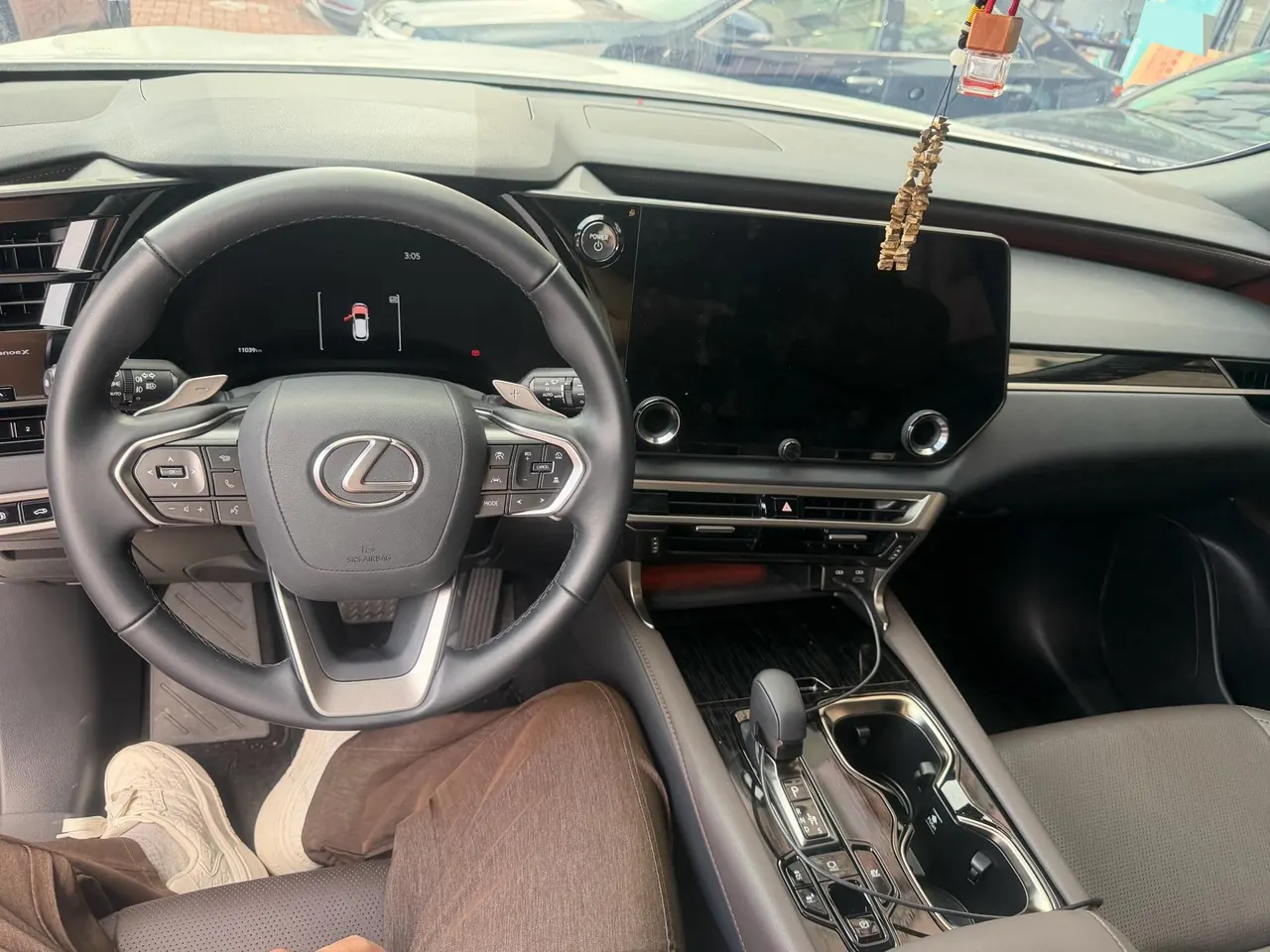 Lexus RX (Imported) 2025 RX350h 2.5 Stepless Four-wheel Drive Alcohol Edition Automatic Gear 3