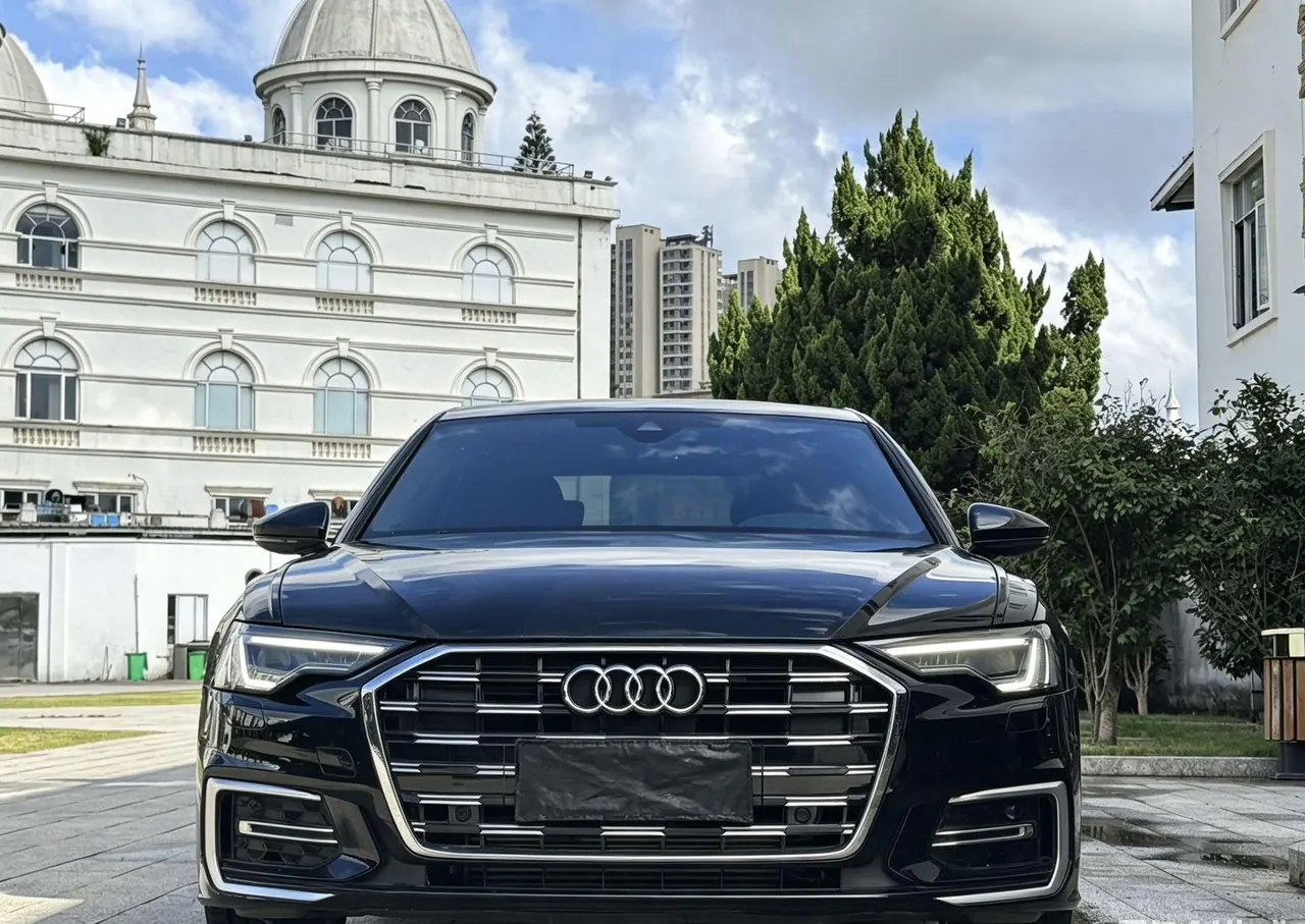 Audi 2024 A6L 2.0TFSI 40TFSI Deluxe Elegant Automatic 3