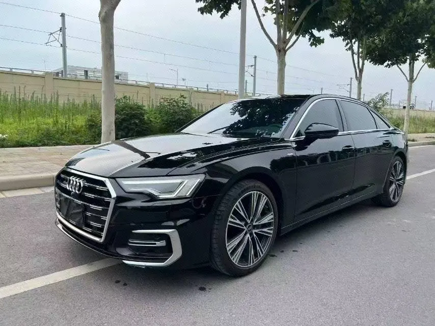 Audi 2024 A6L 2.0TFSI 45TFSI Quattro Selected Elegant Automatic Gear - View 1