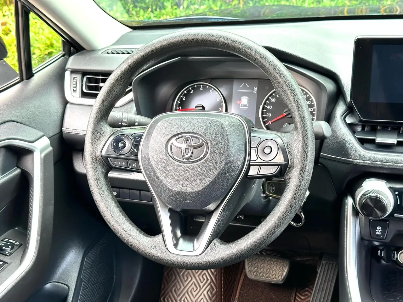 Toyota 2024 Wilanda 2.0 Stepless Two-Drive Leading Edition Automatic Gear 2