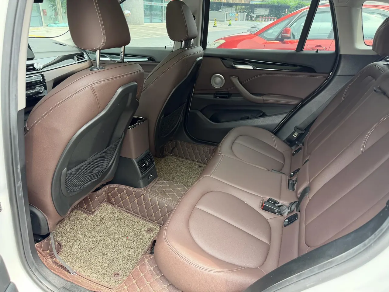 BMW 2022 X1 sDrive25Li 2.0T Leading Automatic Gear 3