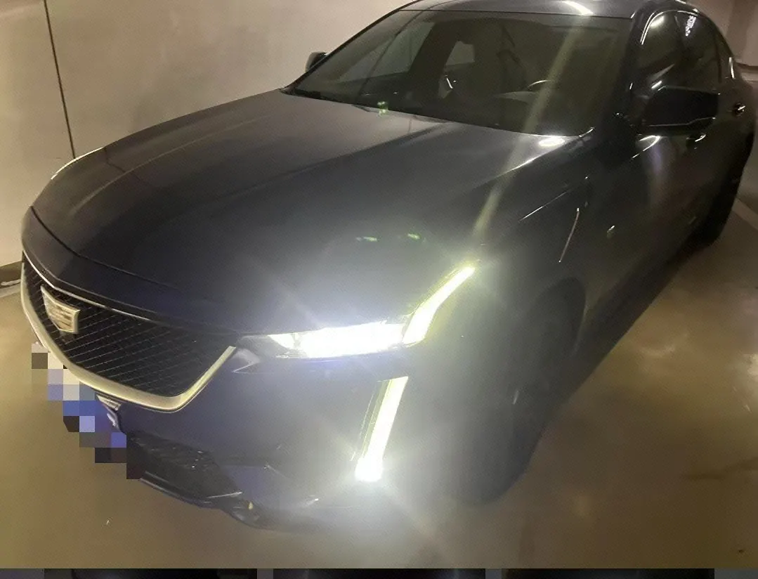 Cadillac 2022 CT5 2.0T 28T Platinum Automatic Gear - View 1