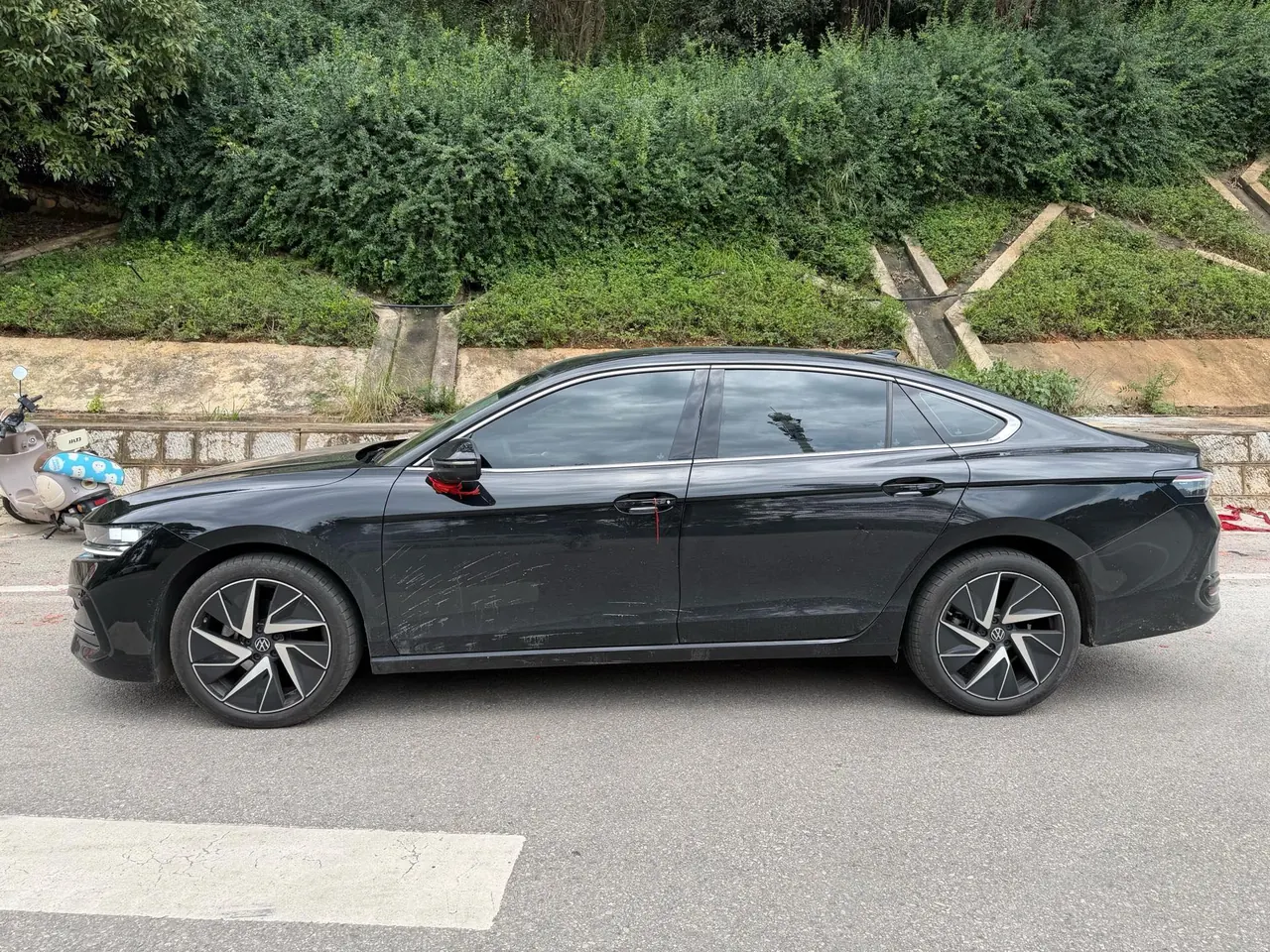 Volkswagen 2024 Magotan 2.0TSI 380TSI Extreme Edition Automatic 15