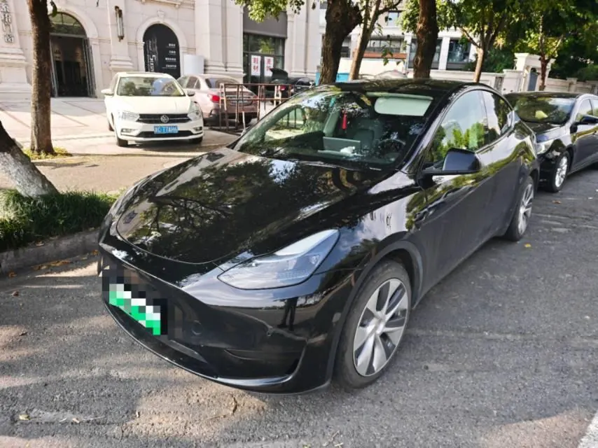 Tesla 2022 Model Y rear-wheel drive version (facelift) automatic gear - View 1