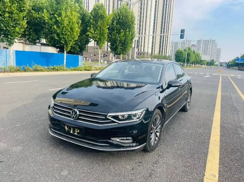 Volkswagen 2020 Magotan 2.0TSI 330TSI luxury automatic transmission - View 1