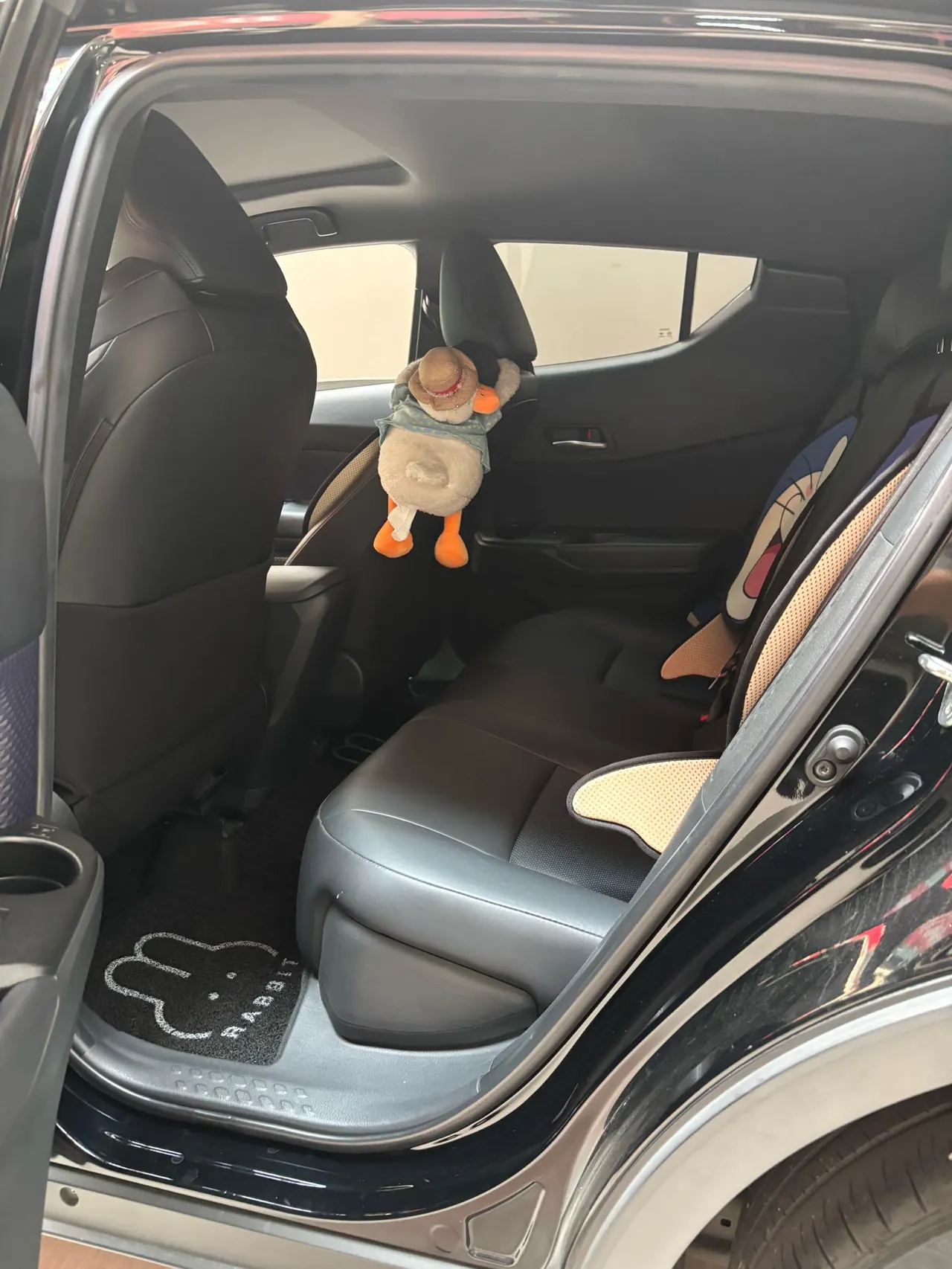 Toyota 2021 C- HR 2.0 Stepless Deluxe Edition Automatic Gear 4