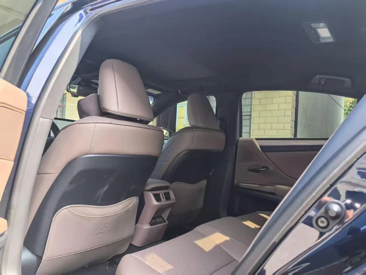 Lexus ES (Imported) 2025 ES200 2.0 Stepless Edition Automatic Gear 2