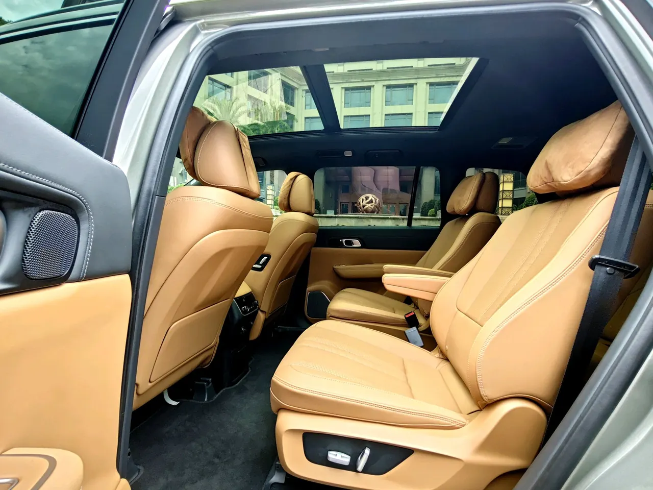 Li 2020 ONE 1.2T extended range 6-seat automatic gear 10