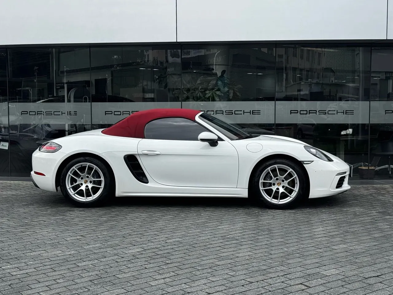 Porsche 718 (Imported) 2020 718 Boxer 2.0T Automatic 4