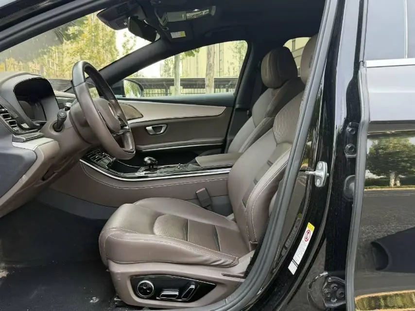 BYD 2020 Han Super Long Endurance Edition Noble Automatic Transmission 4