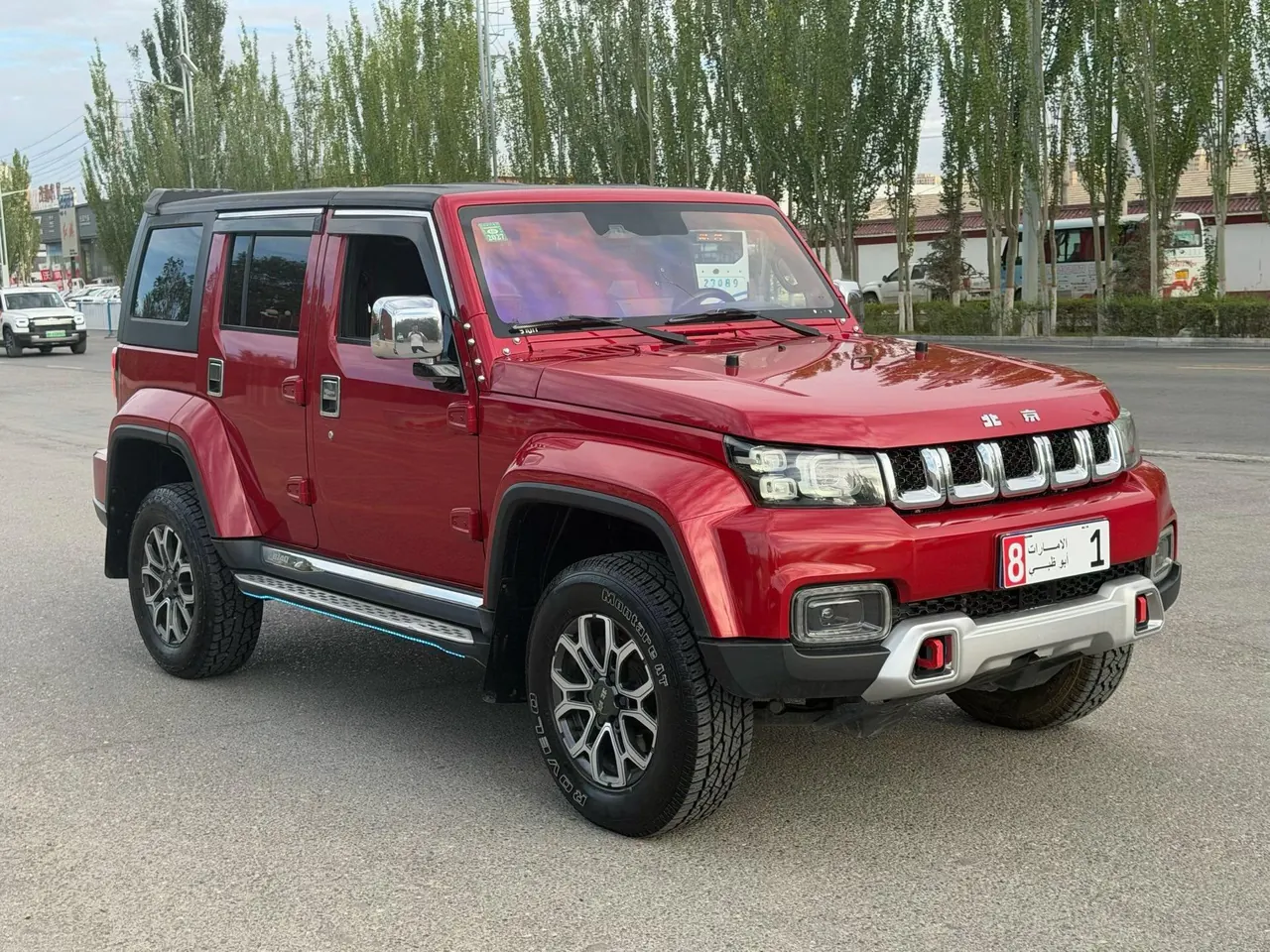 Beijing 2021 BJ40 2.0T 4-wheel-drive blade hero version chivalrous (front and rear electric lock) automatic gear 2