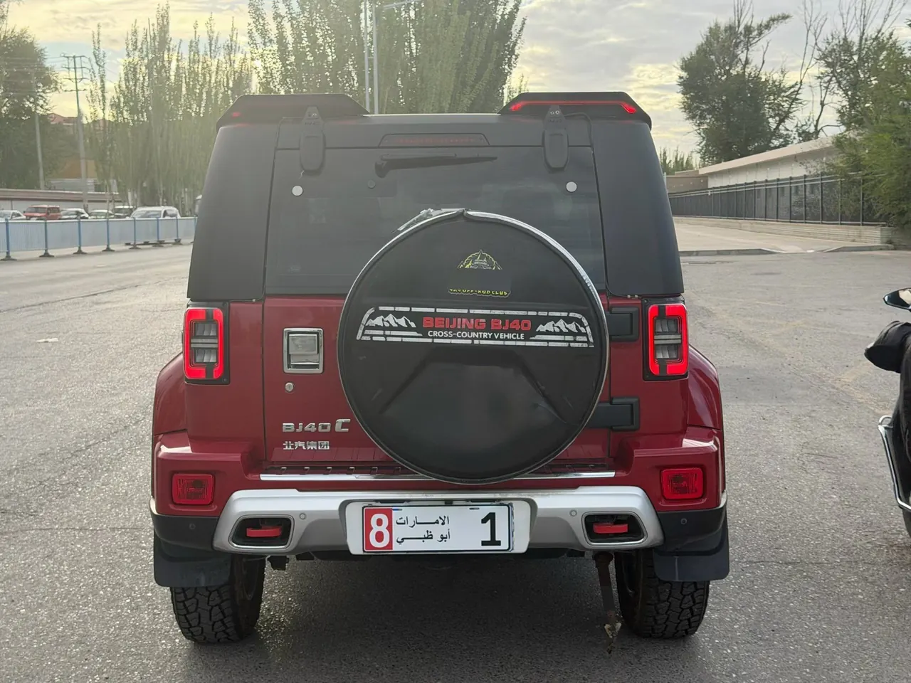 Beijing 2021 BJ40 2.0T 4-wheel-drive blade hero version chivalrous (front and rear electric lock) automatic gear 4