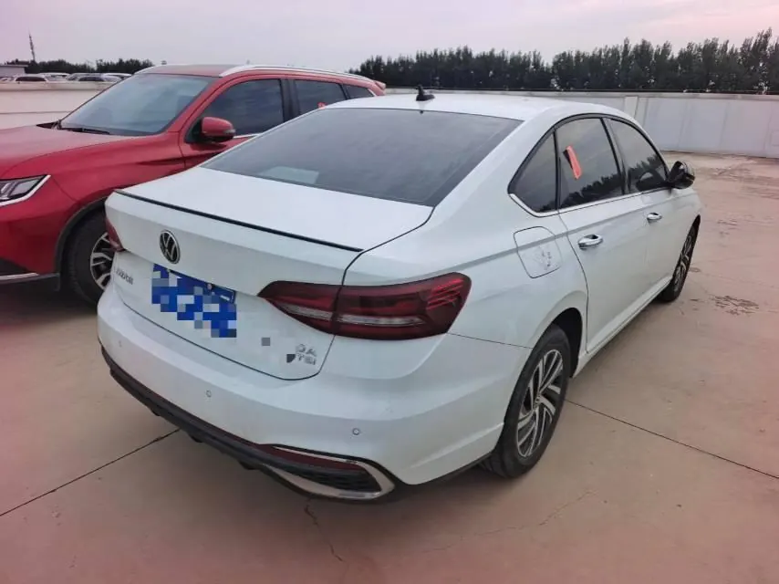 Volkswagen 2024 Lavida 1.5TSI 300TSI Star Leading Edition Automatic Gear 3