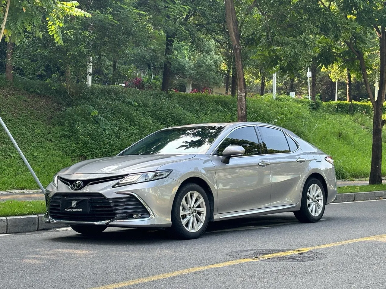 Toyota 2023 Camry 2.0G Stepless Deluxe Edition Automatic Gear - View 1