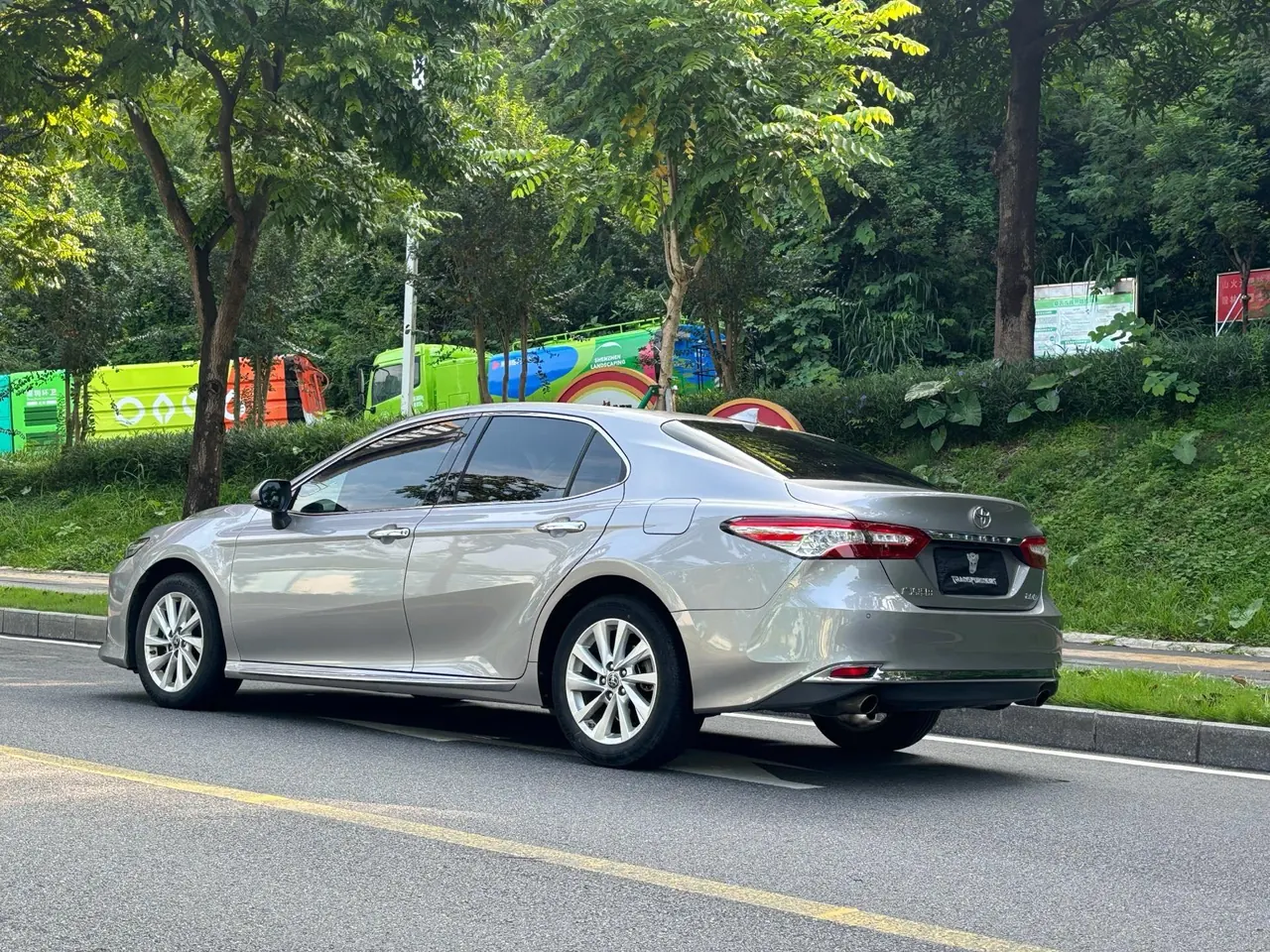 Toyota 2023 Camry 2.0G Stepless Deluxe Edition Automatic Gear 4