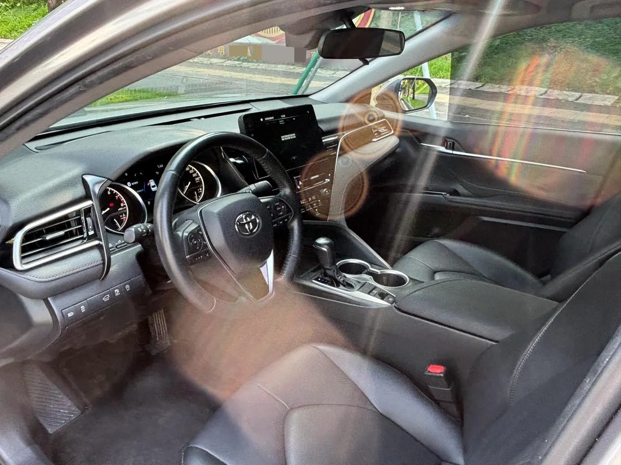 Toyota 2023 Camry 2.0G Stepless Deluxe Edition Automatic Gear 7