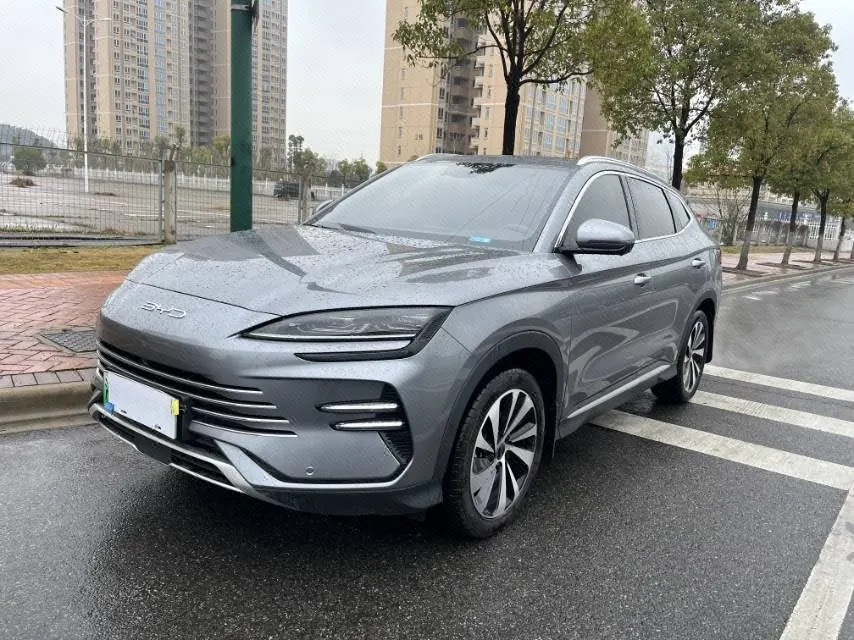 BYD 2023 Song PLUS DM-i 1.5 Stepless Champion Edition 110KM Flagship Automatic Gear - View 1