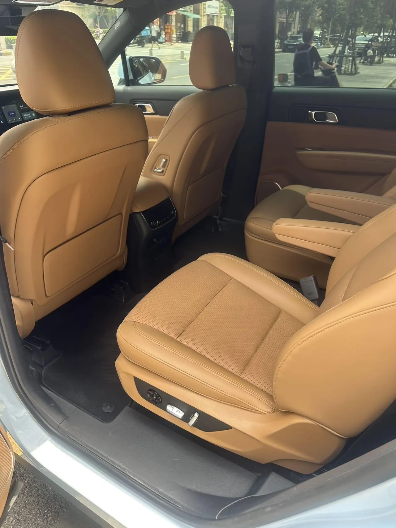 Li 2021 ONE 1.2T extended range 6-seat automatic gear 5