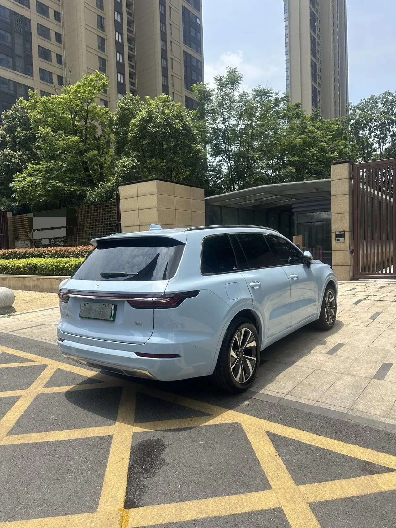 Li 2021 ONE 1.2T extended range 6-seat automatic gear 7
