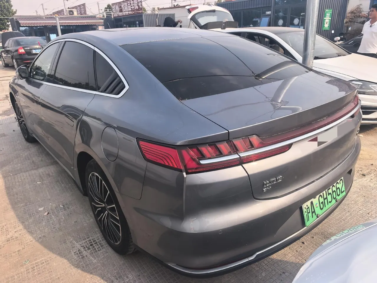 BYD 2020 Han DM 2.0T four-wheel drive performance version luxury automatic gear 7