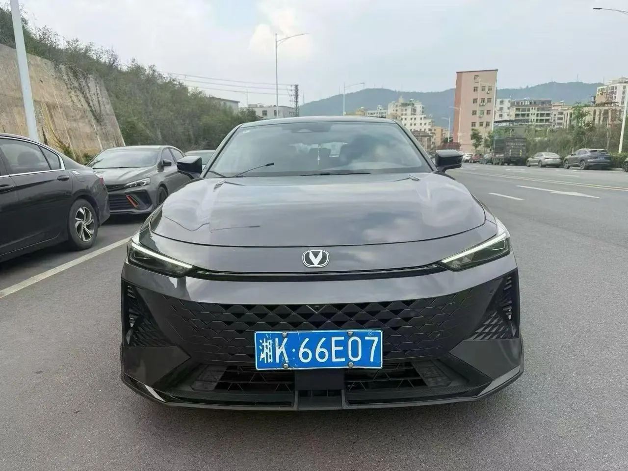 ChangAn 2025 UNI-V 1.5T Distinguished Sports Automatic 2