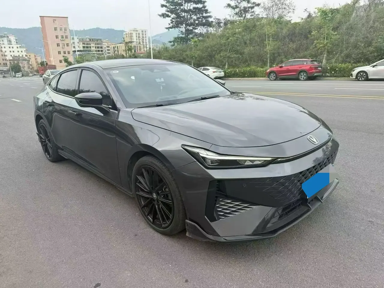ChangAn 2025 UNI-V 1.5T Distinguished Sports Automatic 6