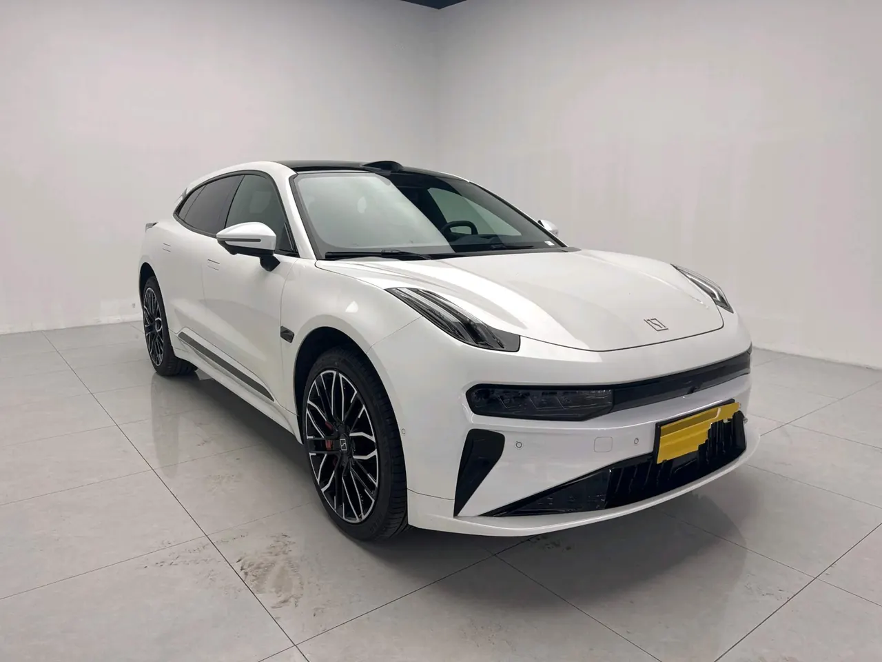 Zeekr 2025 Zeekr 001 YOU version 100kWh four-wheel drive automatic gear 3