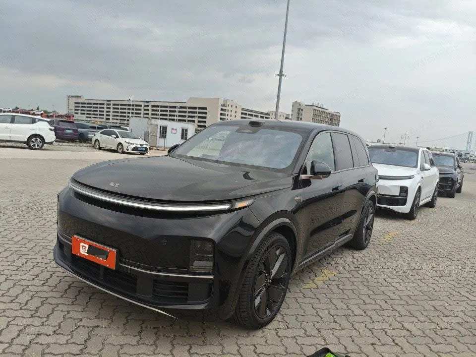Li 2025 L9 Ultra Smart Refresh Edition Automatic Transmission - View 1