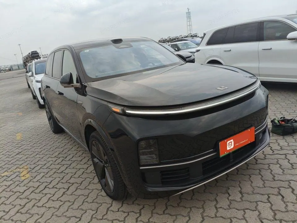 Li 2025 L9 Ultra Smart Refresh Edition Automatic Transmission 2