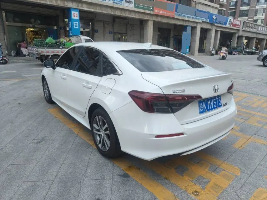 Honda 2025 Civic 1.5T Stepless 240TURBO Zhiqu Plus Automatic Gear 7