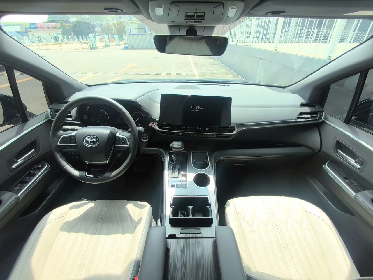 Toyota 2024 Sana 2.5 Stepless Four-wheel Drive Premium Edition Automatic Transmission 7