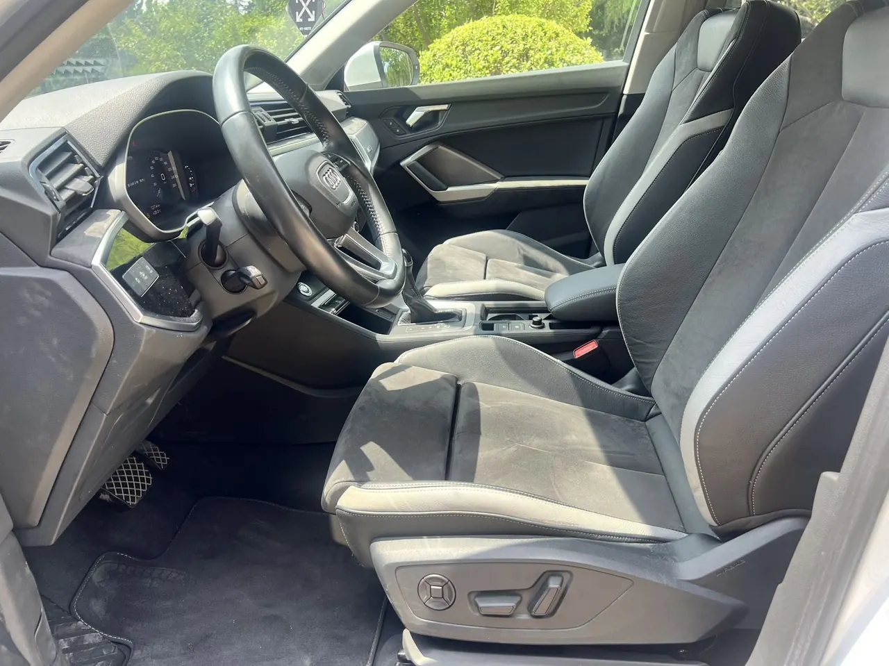 Audi 2022 Q3 1.4TFSI 35TFSI Fashion Elegant Automatic Gear 2
