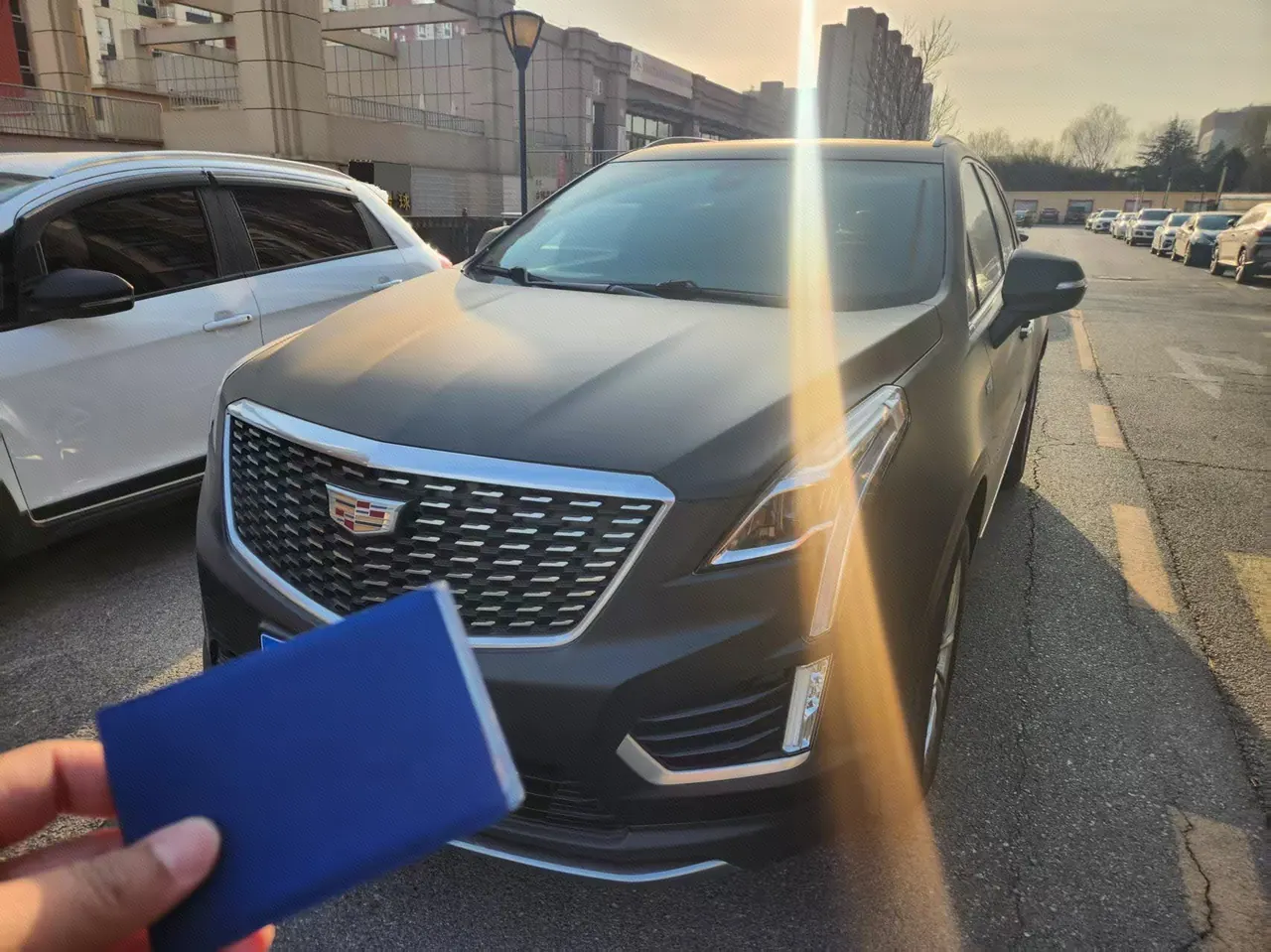 Cadillac 2020 XT5 2.0T 28T Luxury Automatic Gear - View 1