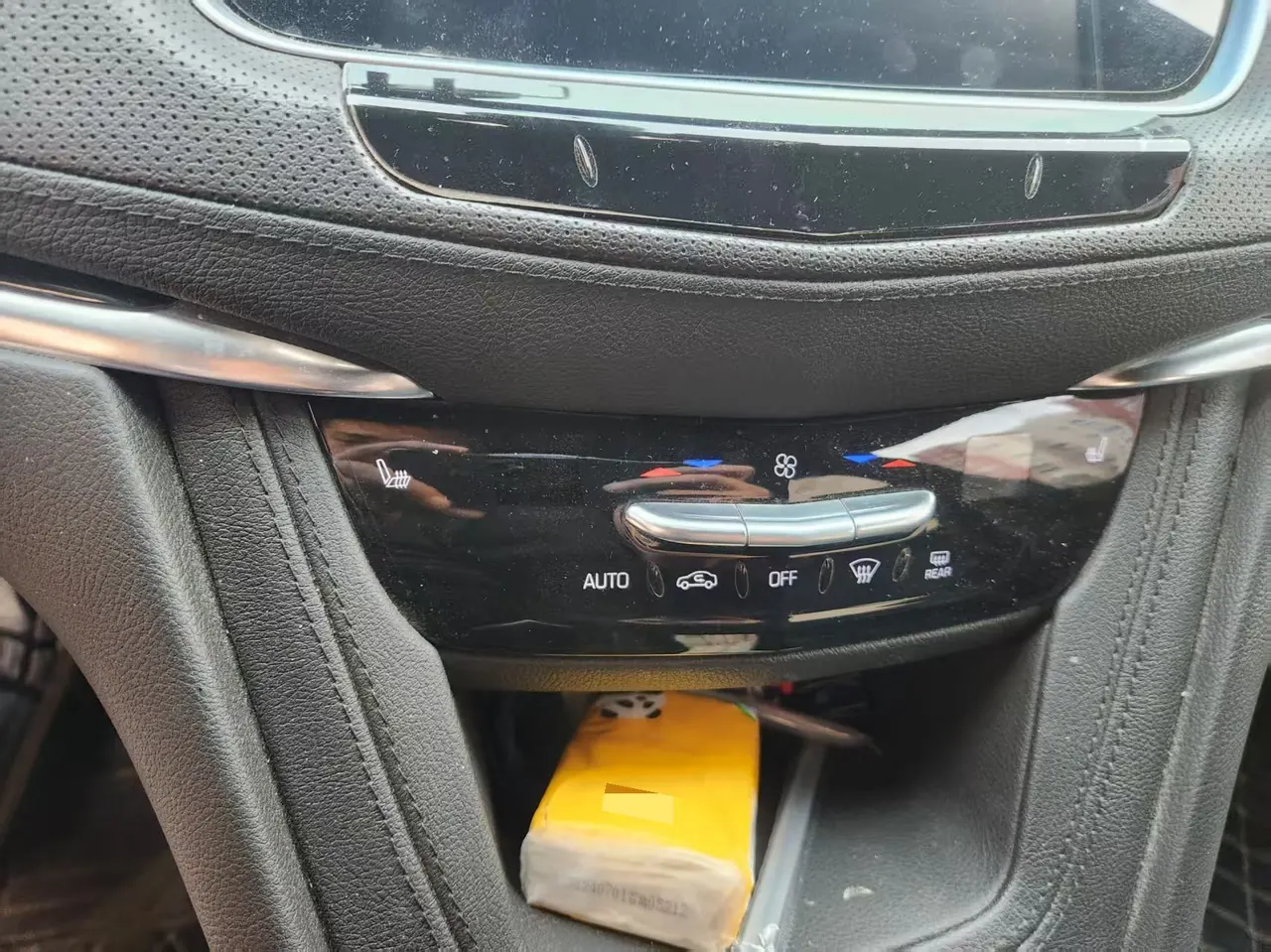 Cadillac 2020 XT5 2.0T 28T Luxury Automatic Gear 7