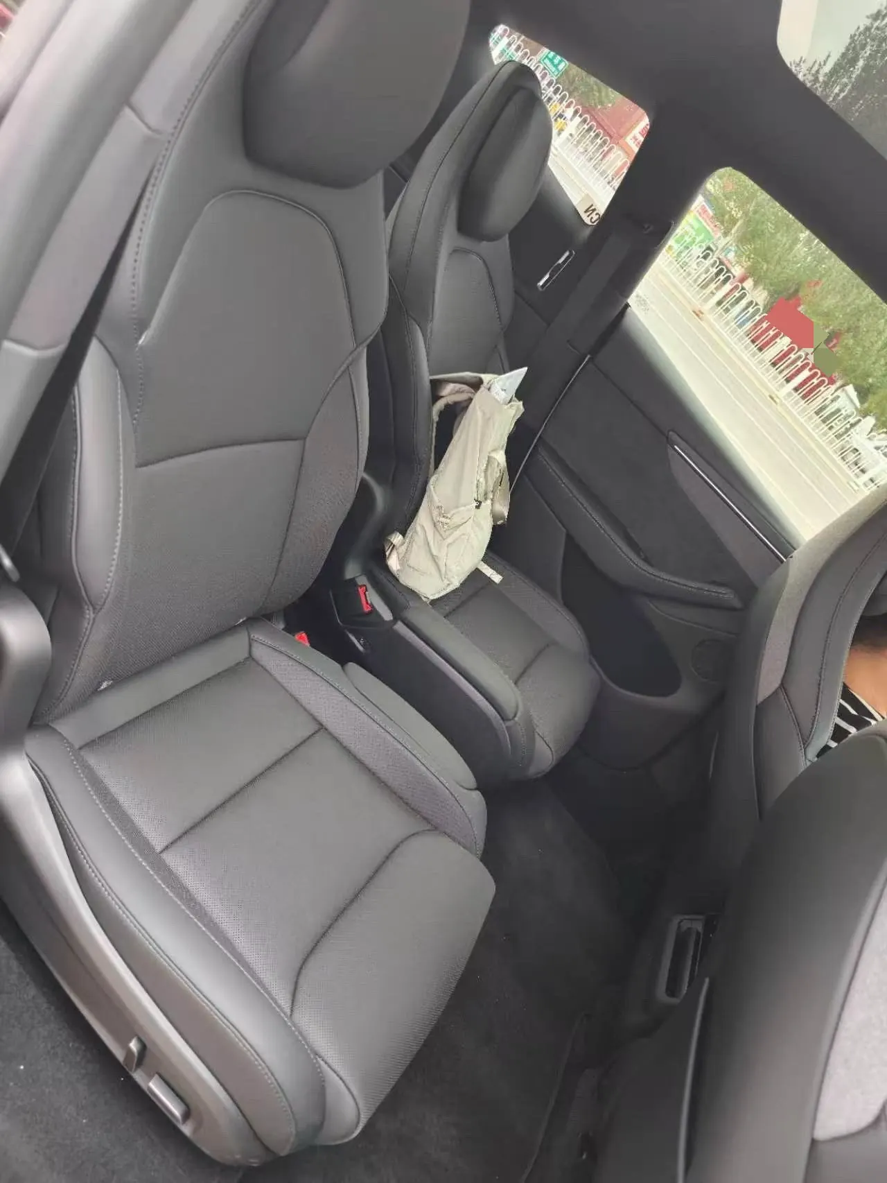 Tesla 2026 Model Y long endurance all-wheel drive version automatic transmission 10