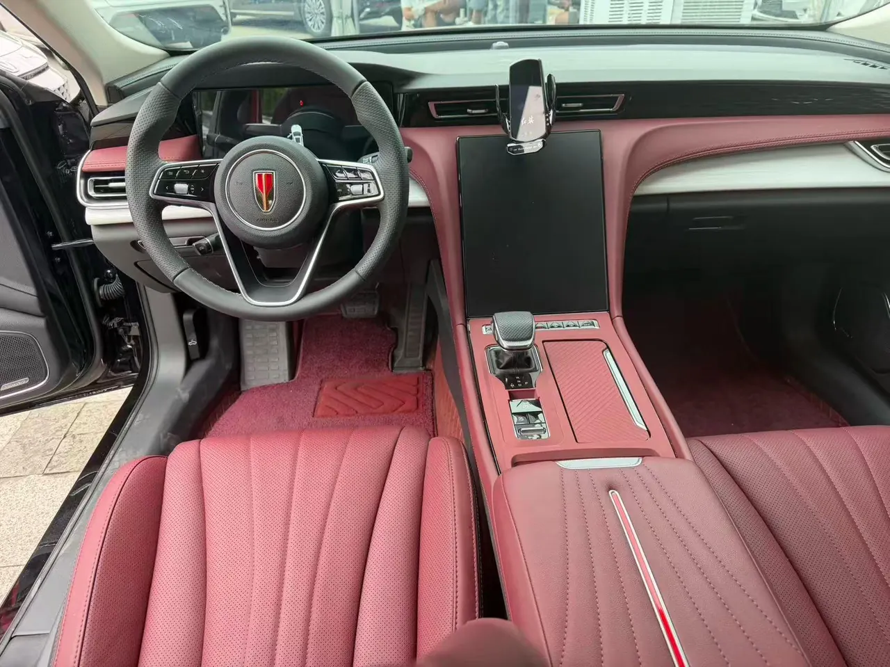 HongQi 2025 H5 2.0T Flag Chang 500000 Commemorative Automatic Gear 8