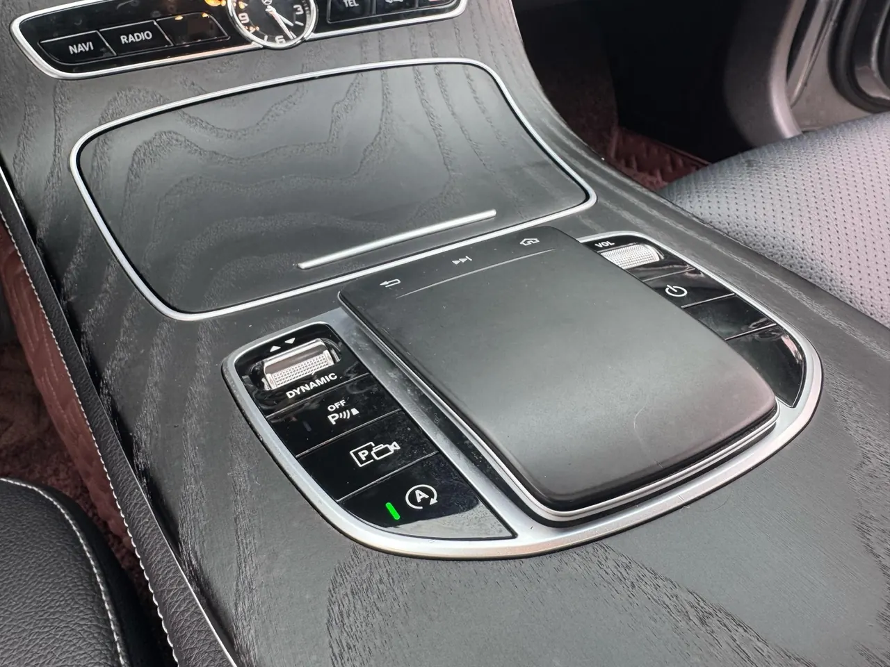 Mercedes Benz E-Class 2020 E 300 L 2.0T Sports Fashion Automatic Gear 12