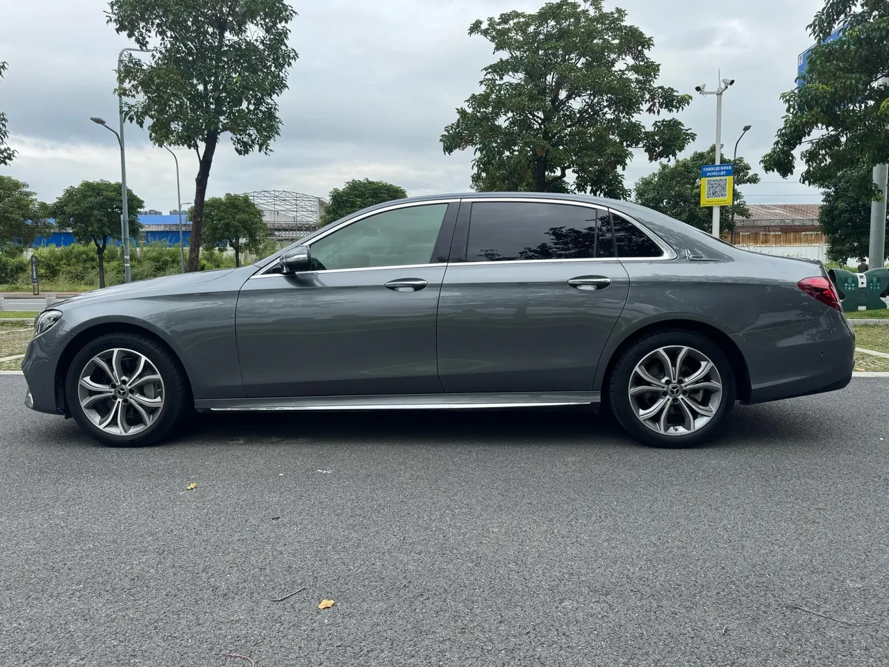 Mercedes Benz E-Class 2020 E 300 L 2.0T Sports Fashion Automatic Gear 7