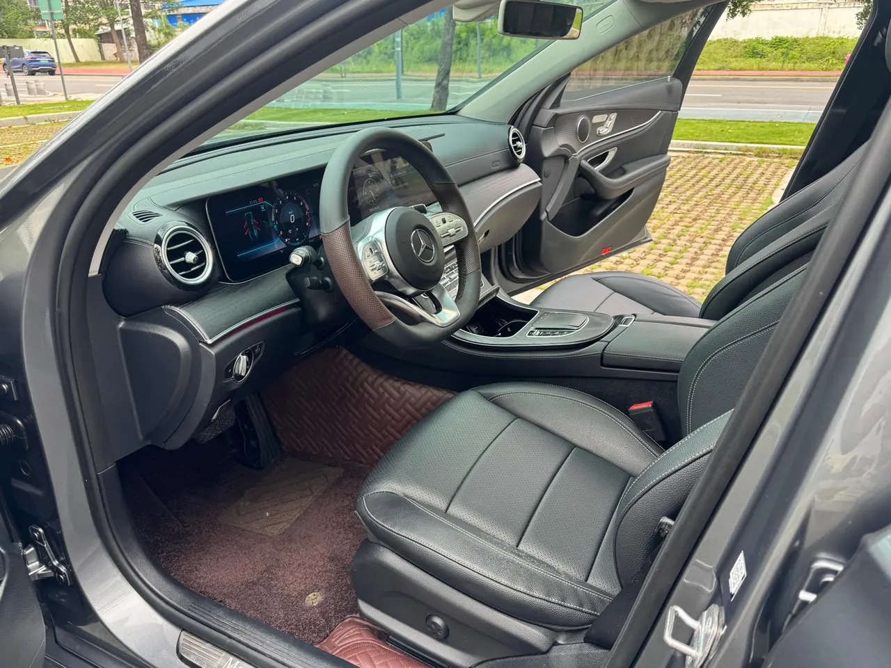 Mercedes Benz E-Class 2020 E 300 L 2.0T Sports Fashion Automatic Gear 9